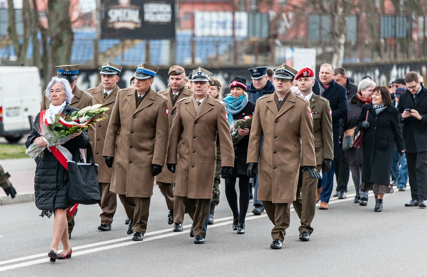 Ofiarom tragicznego lotu zdjęcie nr 258431