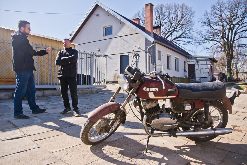 Szybkość motocykla, siła ciągnika, potęga sentymentu zdjęcie nr 258546