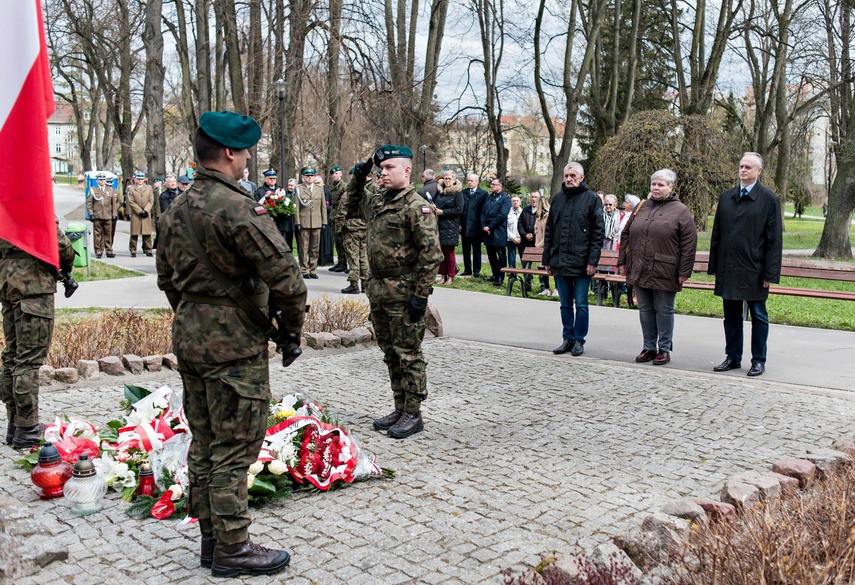 Sto trzy lata od utworzenia Związku Inwalidów zdjęcie nr 258850