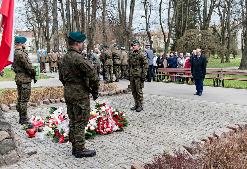 Sto trzy lata od utworzenia Związku Inwalidów zdjęcie nr 258853