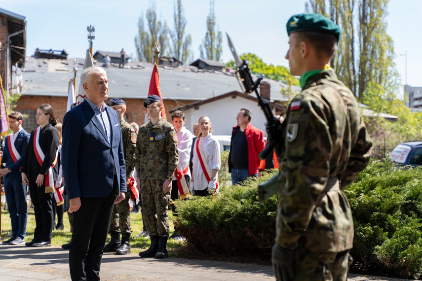 Wspomnienie wyzwolenia i pamięć o zbrodni zdjęcie nr 260376