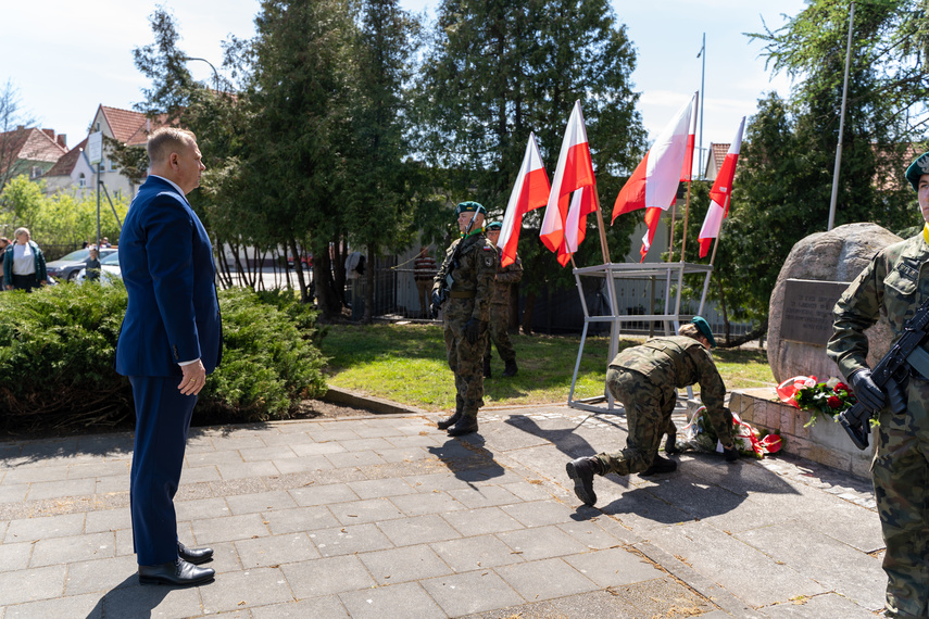 Wspomnienie wyzwolenia i pamięć o zbrodni zdjęcie nr 260375