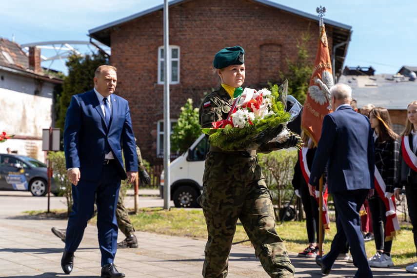 Wspomnienie wyzwolenia i pamięć o zbrodni zdjęcie nr 260374