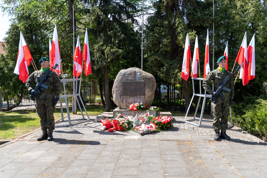 Wspomnienie wyzwolenia i pamięć o zbrodni zdjęcie nr 260385