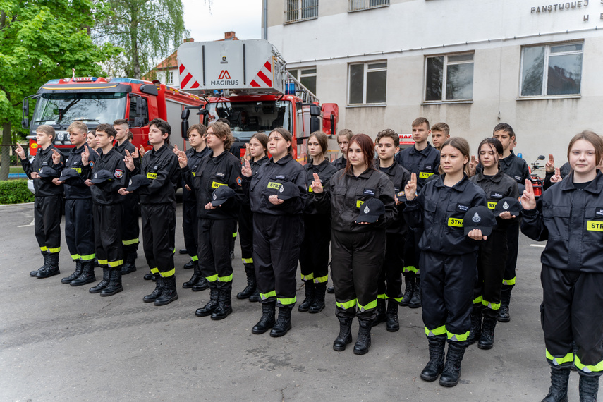 Awanse i nagrody dla strażaków zdjęcie nr 260607