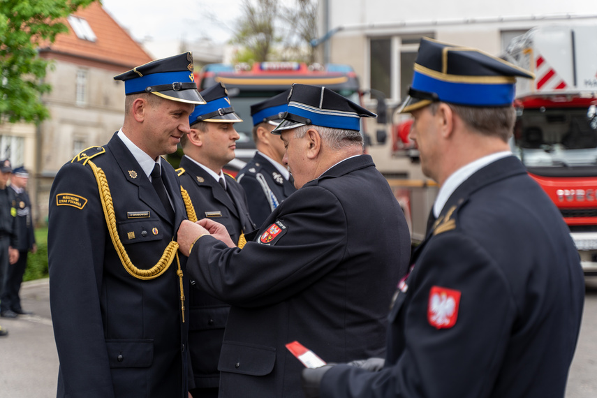 Awanse i nagrody dla strażaków zdjęcie nr 260548