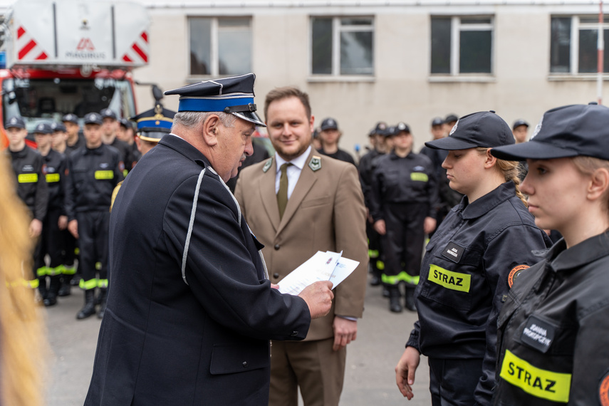 Awanse i nagrody dla strażaków zdjęcie nr 260610