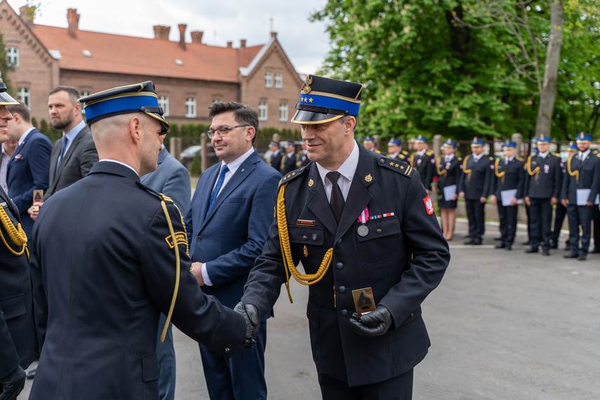 Awanse i nagrody dla strażaków zdjęcie nr 260600