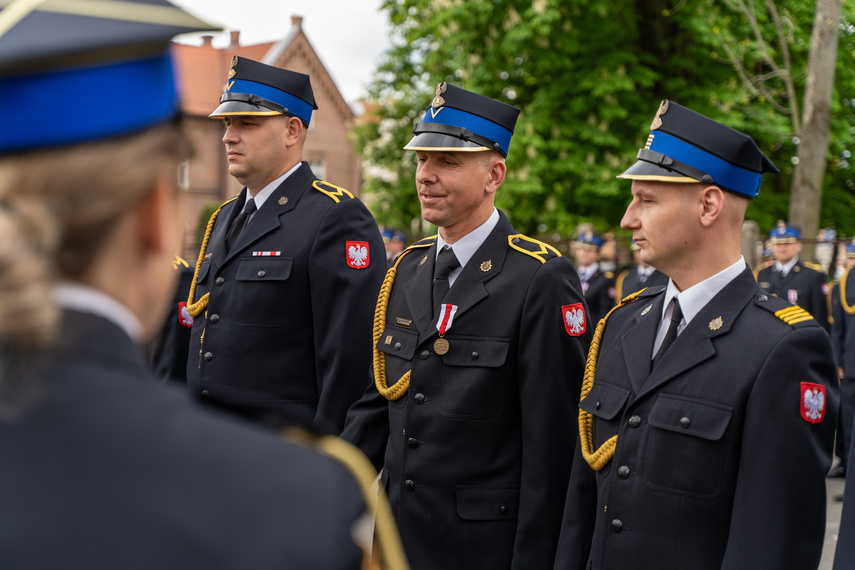 Awanse i nagrody dla strażaków zdjęcie nr 260574