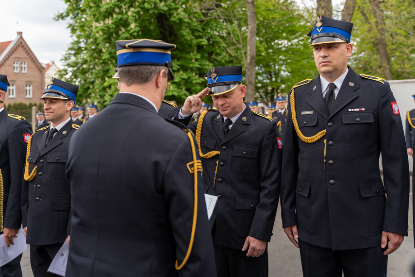 Awanse i nagrody dla strażaków zdjęcie nr 260572