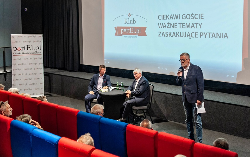 Dr Maciej Lasek: Czasami trudno dyskutować z teoriami spiskowymi zdjęcie nr 261734