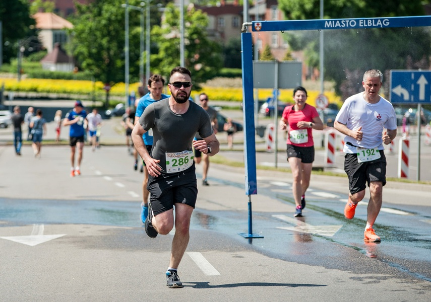 Biegowa rywalizacja pod znakiem Piekarczyka zdjęcie nr 262018