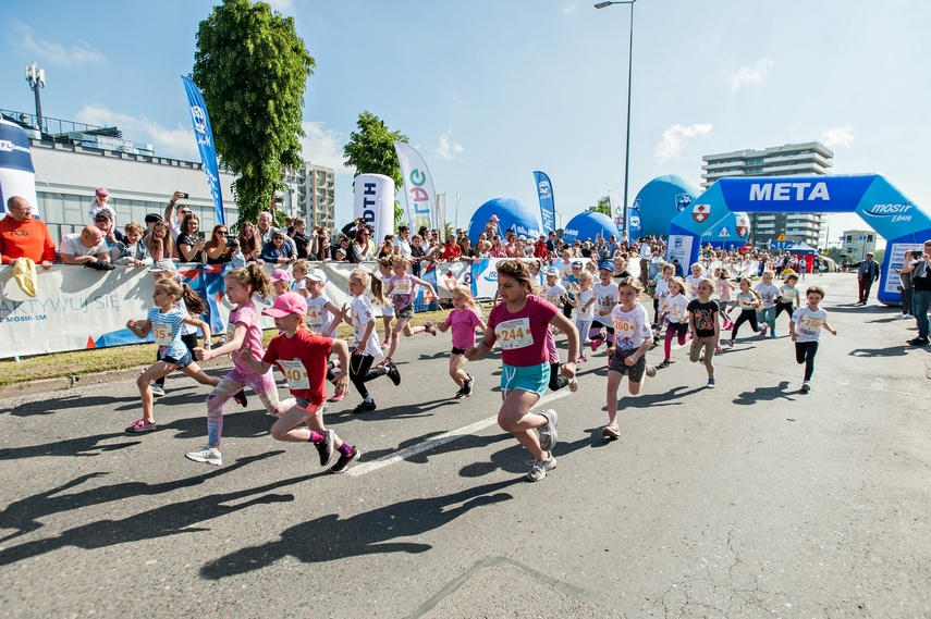 Biegowa rywalizacja pod znakiem Piekarczyka zdjęcie nr 261851