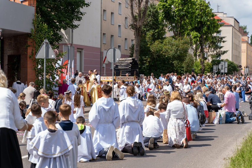  Przez miasto przejdą procesje zdjęcie nr 263000