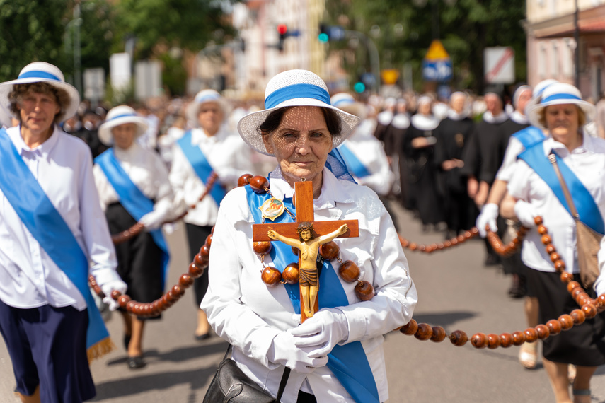  Przez miasto przejdą procesje zdjęcie nr 262983