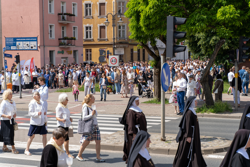  Przez miasto przejdą procesje zdjęcie nr 263003