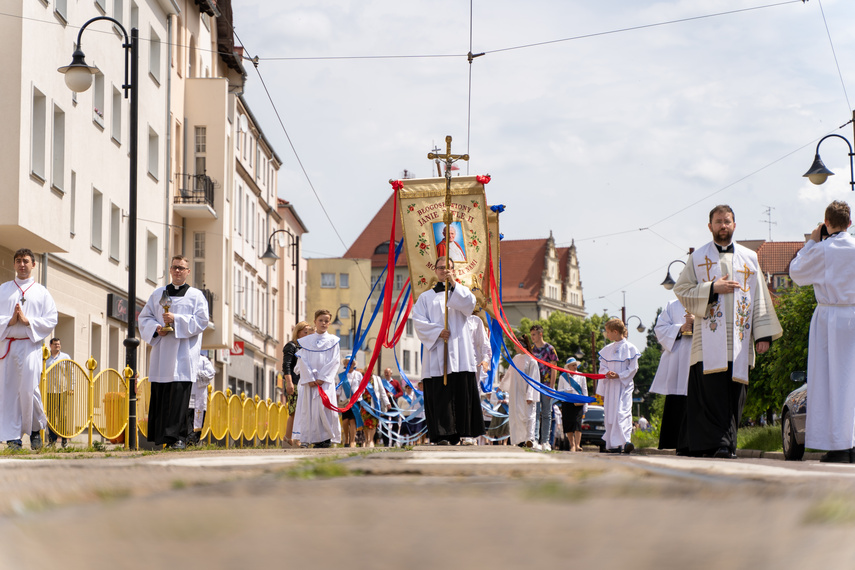  Przez miasto przejdą procesje zdjęcie nr 263027