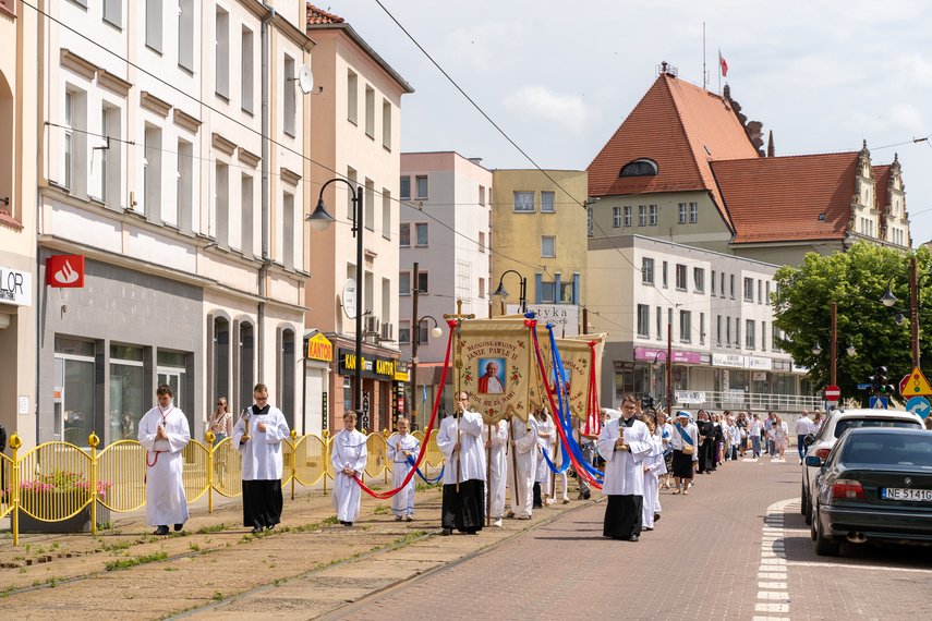  Przez miasto przejdą procesje zdjęcie nr 263024