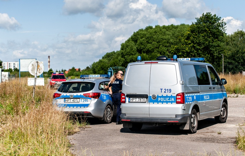 Awaria i pożar samolotu. Ćwiczenia na elbląskim lotnisku zdjęcie nr 264519