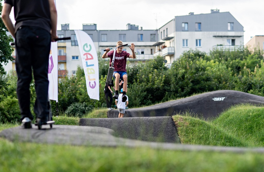 Pumptrack w parku Traugutta już otwarty zdjęcie nr 265828