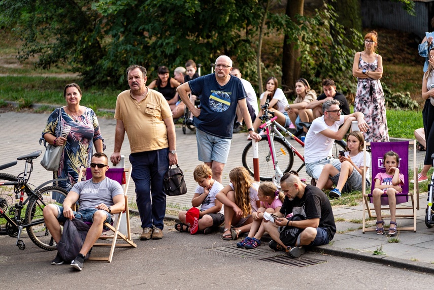 Dźwięki popłynęły po schodach zdjęcie nr 266457