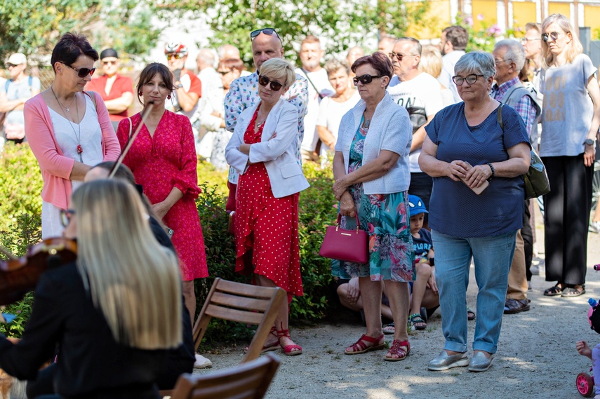 Klasycznie w Różanym Ogrodzie zdjęcie nr 266735