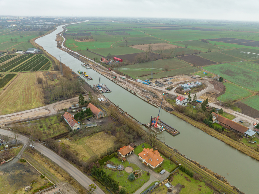 Drugi etap budowy drogi wodnej na półmetku zdjęcie nr 266891