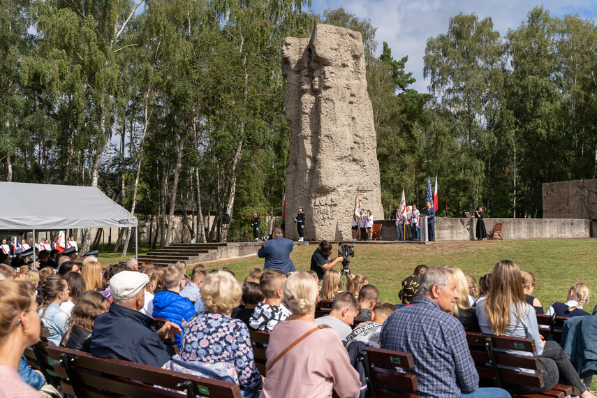Pamięci więźniów Stutthofu zdjęcie nr 268393