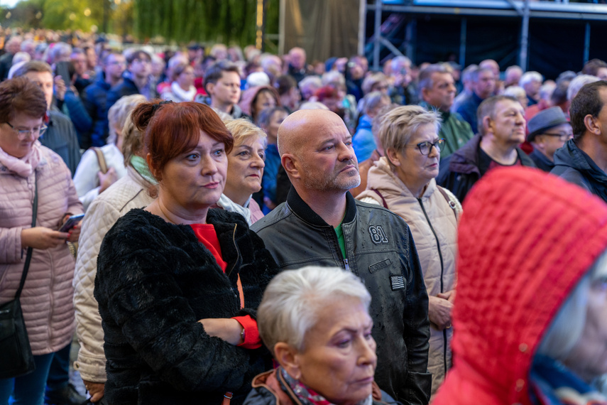 Wierzę w lepszy świat zdjęcie nr 269163