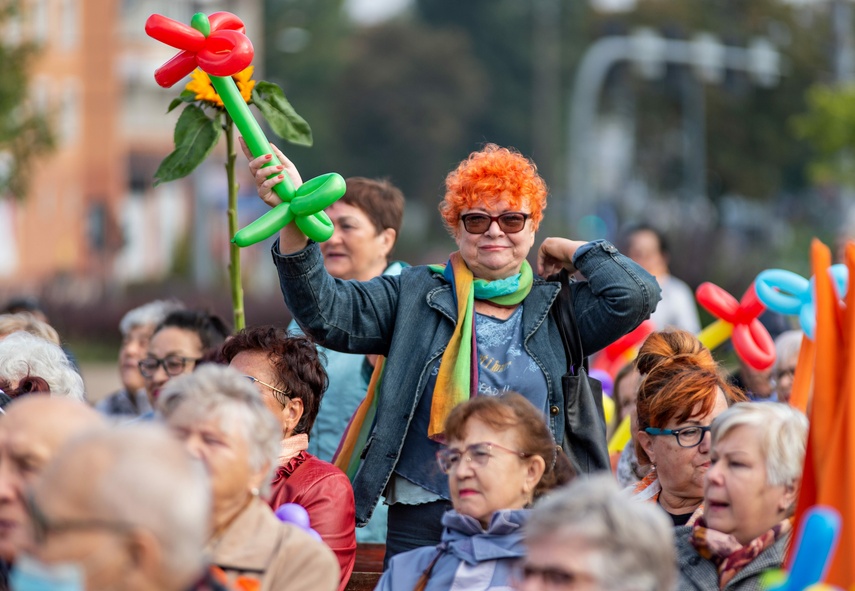 "Jesteśmy młodzi", czyli Dzień Seniora po raz pierwszy zdjęcie nr 270030