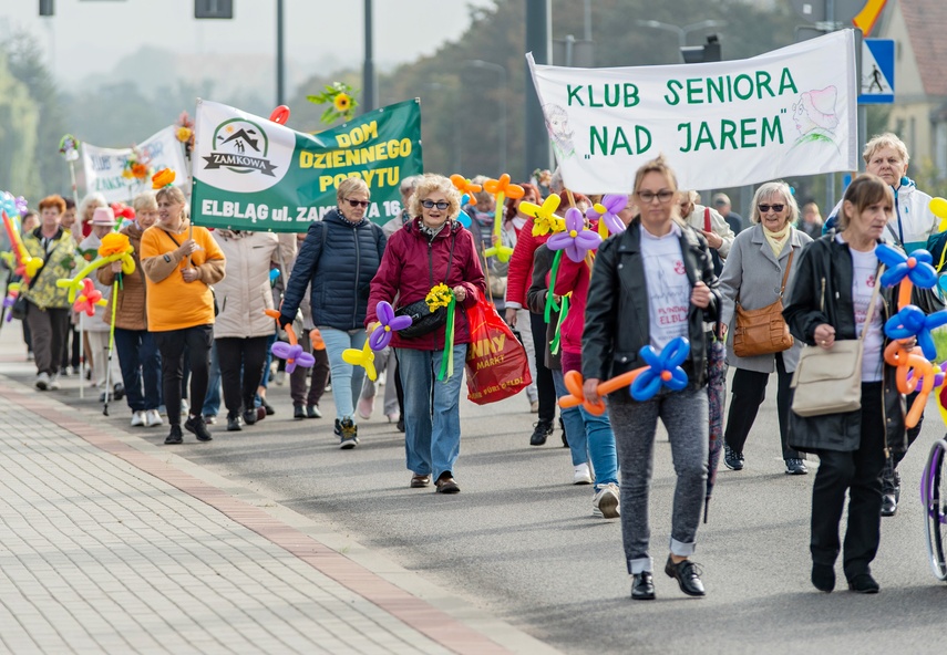 "Jesteśmy młodzi", czyli Dzień Seniora po raz pierwszy zdjęcie nr 270014