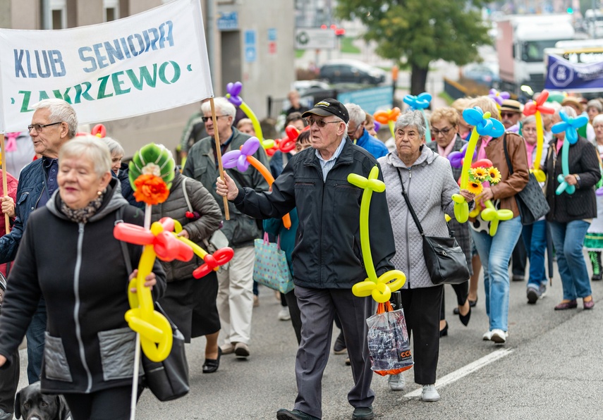 "Jesteśmy młodzi", czyli Dzień Seniora po raz pierwszy zdjęcie nr 270002