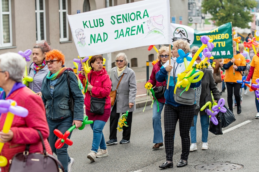 "Jesteśmy młodzi", czyli Dzień Seniora po raz pierwszy zdjęcie nr 270000