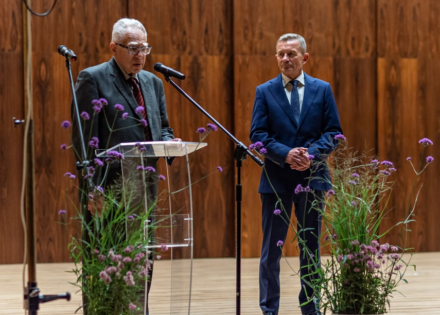 75 lat szkoły pełnej muzyki zdjęcie nr 270362