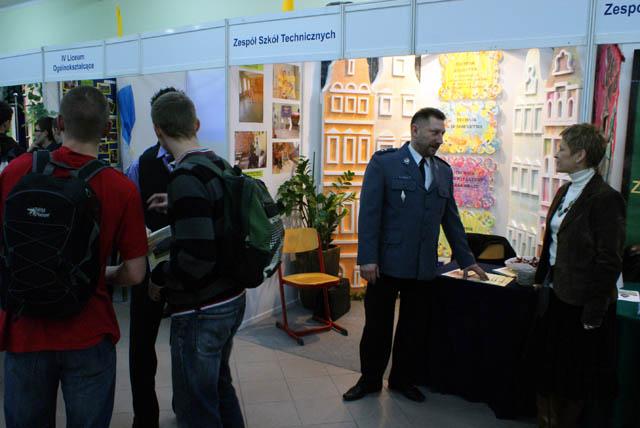 VII Elbląskie Targi Szkół Ponadgimnazjalnych zdjęcie nr 22043