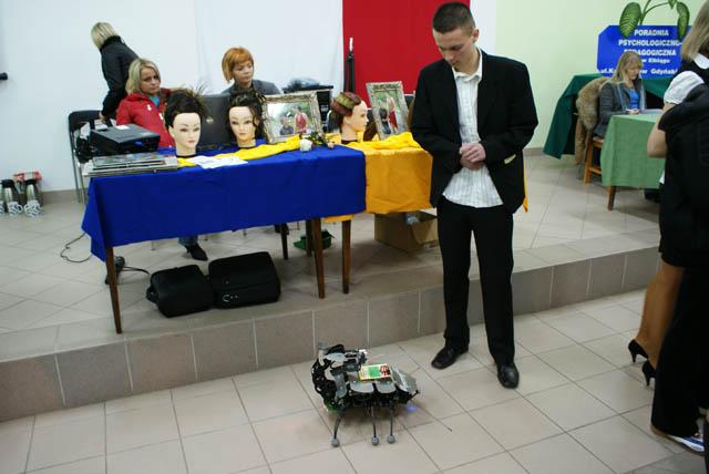 VII Elbląskie Targi Szkół Ponadgimnazjalnych zdjęcie nr 22028