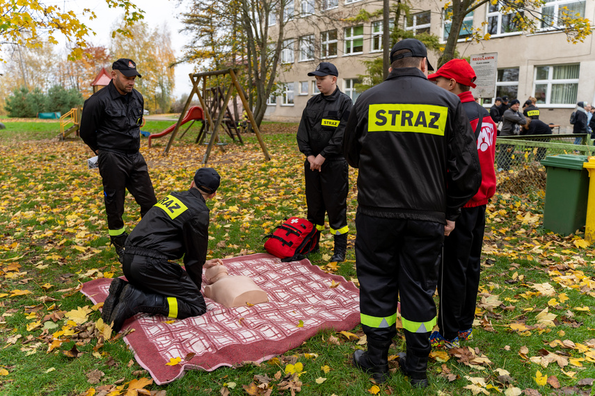 Strażacka młodzież ćwiczyła w Zwierznie zdjęcie nr 272378