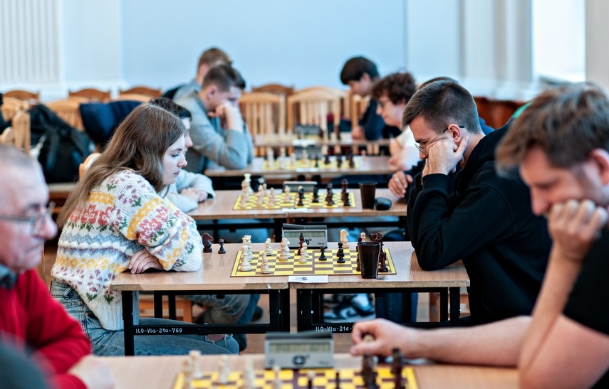 To się ogląda Elbląscy szachiści rozegrali kolejny turniej FIDE