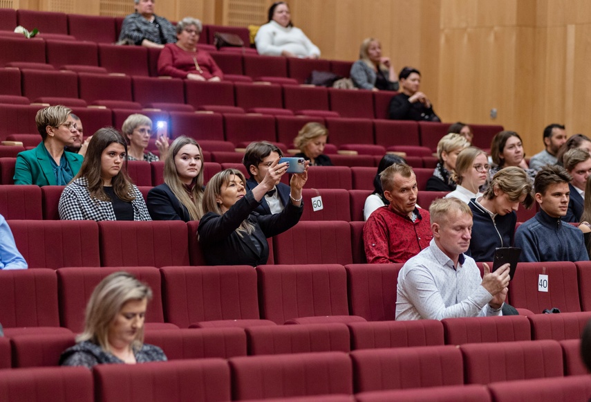 Najlepsi ze stypendiami premiera zdjęcie nr 273767