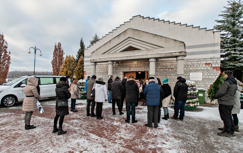 Pożegnali Muzyka i Wychowawcę muzyków zdjęcie nr 274720