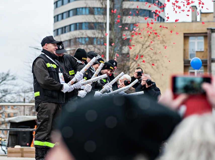 Trzej królowie przemaszerowali przez Elbląg zdjęcie nr 275746