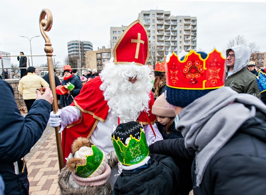 Trzej królowie przemaszerowali przez Elbląg zdjęcie nr 275749