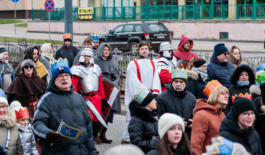 Trzej królowie przemaszerowali przez Elbląg zdjęcie nr 275765