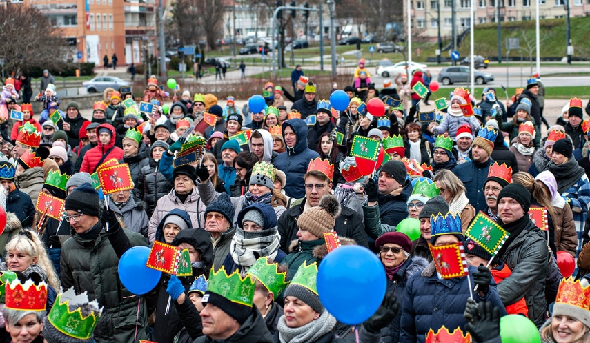 Trzej królowie przemaszerowali przez Elbląg zdjęcie nr 275743