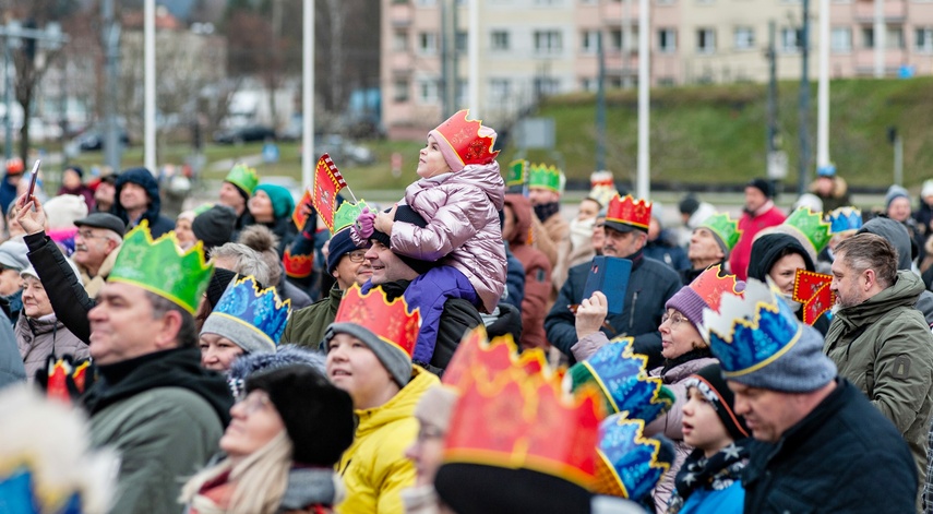 Trzej królowie przemaszerowali przez Elbląg zdjęcie nr 275748