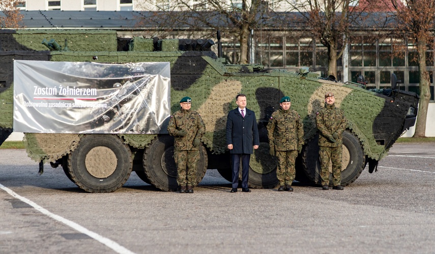 Mariusz Błaszczak w Elblągu: „Nasycamy wojskiem polskim wschodnią część naszego kraju” zdjęcie nr 276757