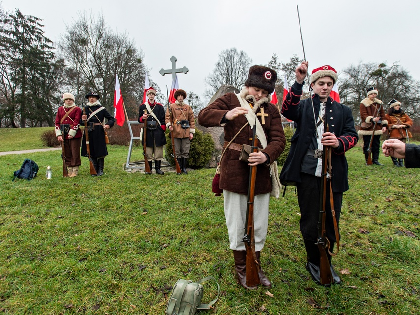 Powstańcza lekcja historii ze współczesnym akcentem zdjęcie nr 276952