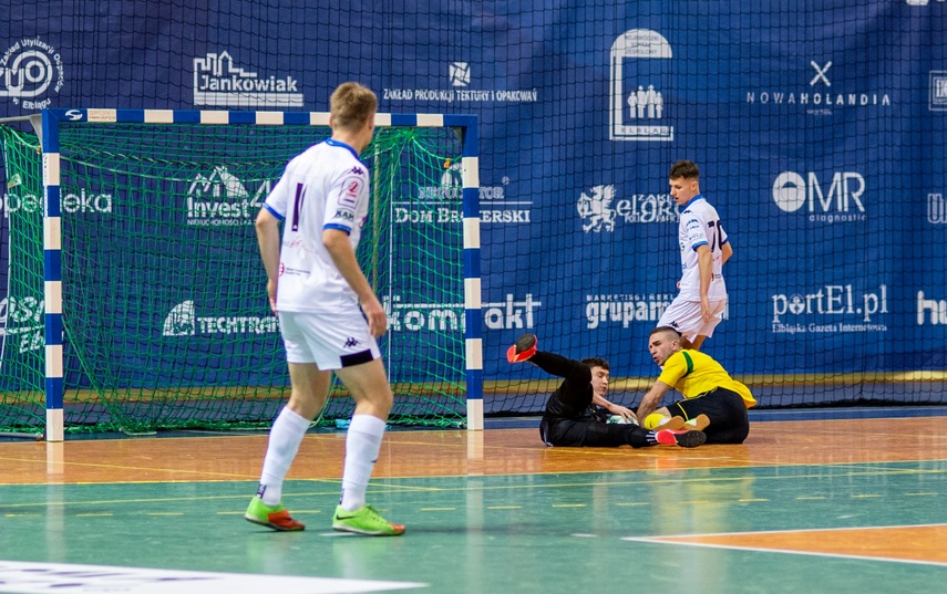 Kanonada przy Grunwaldzkiej. Futsaliści Olimpii w II lidze zdjęcie nr 277454