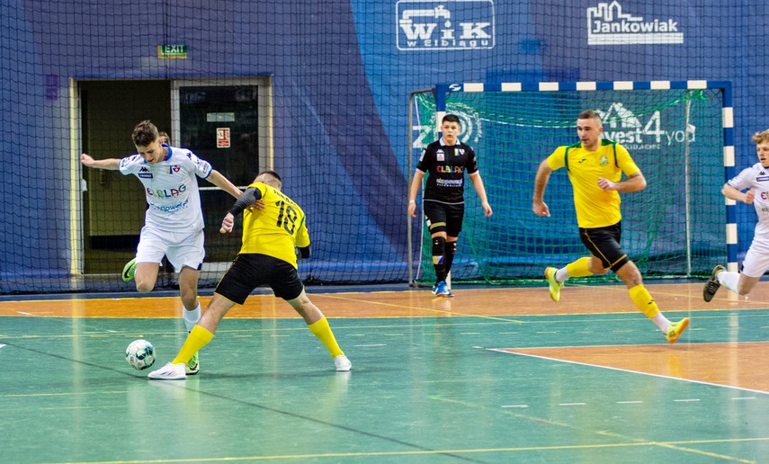 Kanonada przy Grunwaldzkiej. Futsaliści Olimpii w II lidze zdjęcie nr 277417
