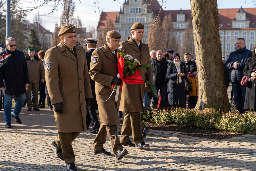 "Fenomen w skali Europy". Elblążanie oddali hołd żołnierzom AK zdjęcie nr 278683